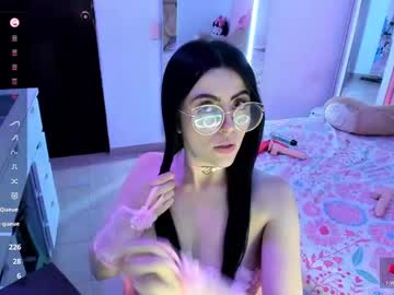 See Bellacruz3 online Now @ gee.watch