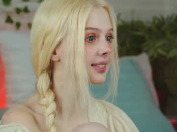 See Little_anitta online Now @ gee.watch